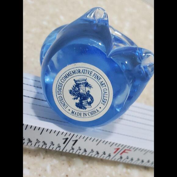 Fine Blue Lead Crystal Bear Figurine US Commemorative Fine Arts Gallery Vtg 90 - Picture 2 of 5